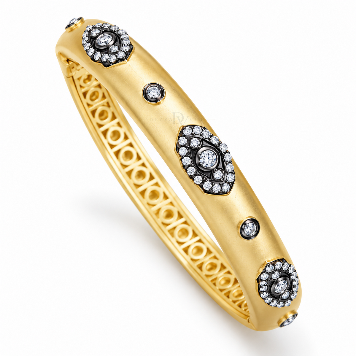Étoile Noir | Black Medallion Bangle