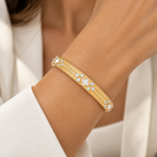 Ivory Clover Station | Mother-of-Pearl Bangle