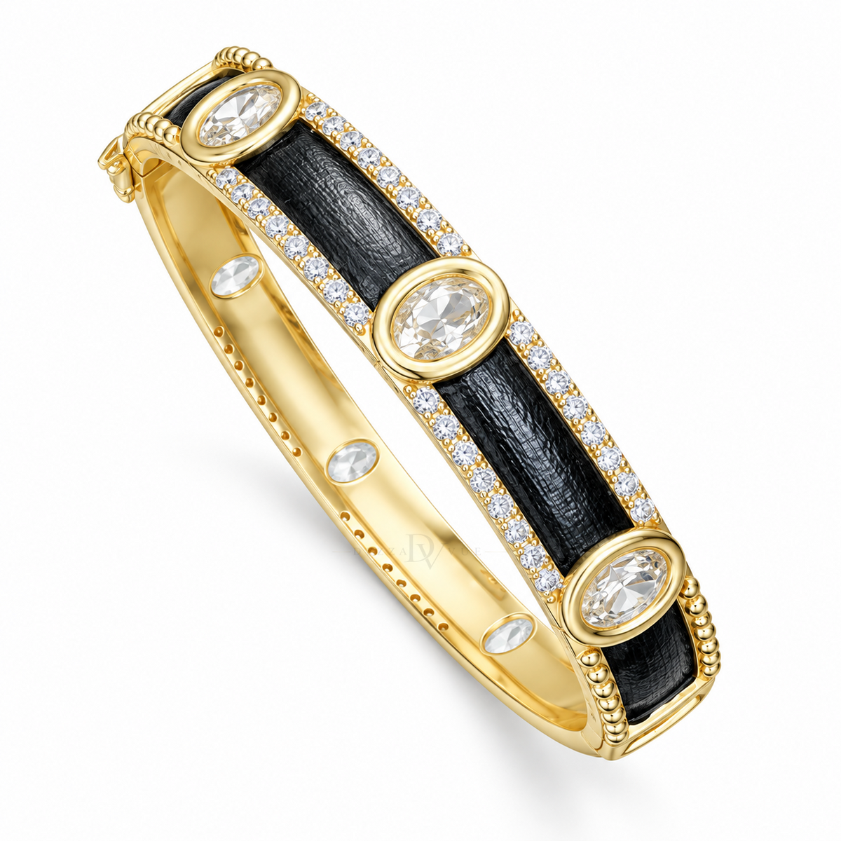 Midnight Gallery | Black Pavé Oval Station Bangle