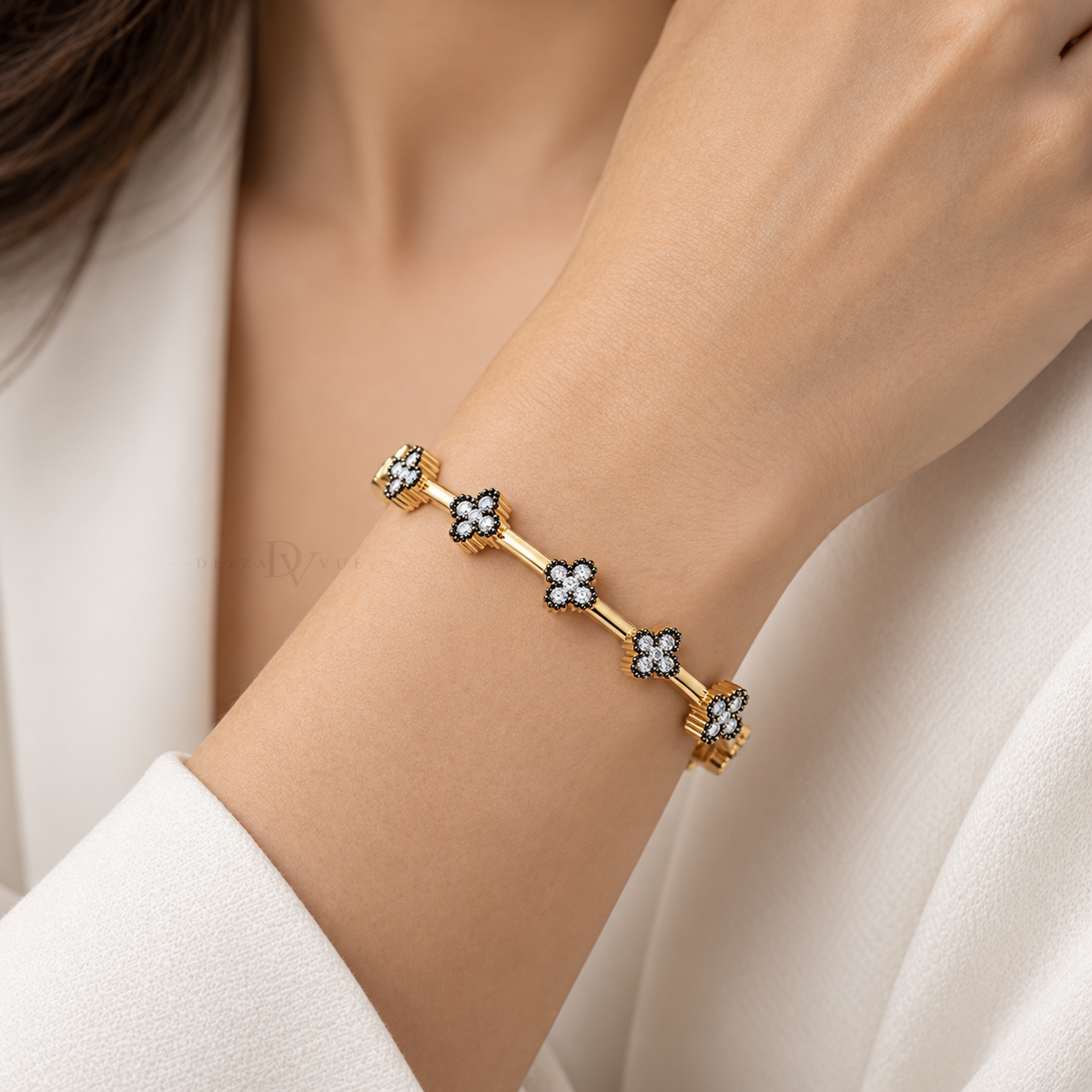 Petite Noir Clover | Black and Clear Pavé Bangle