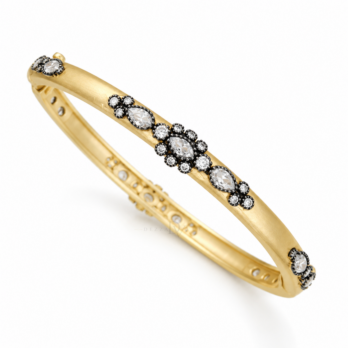 Noir Constellation | Marquise Station Bangle