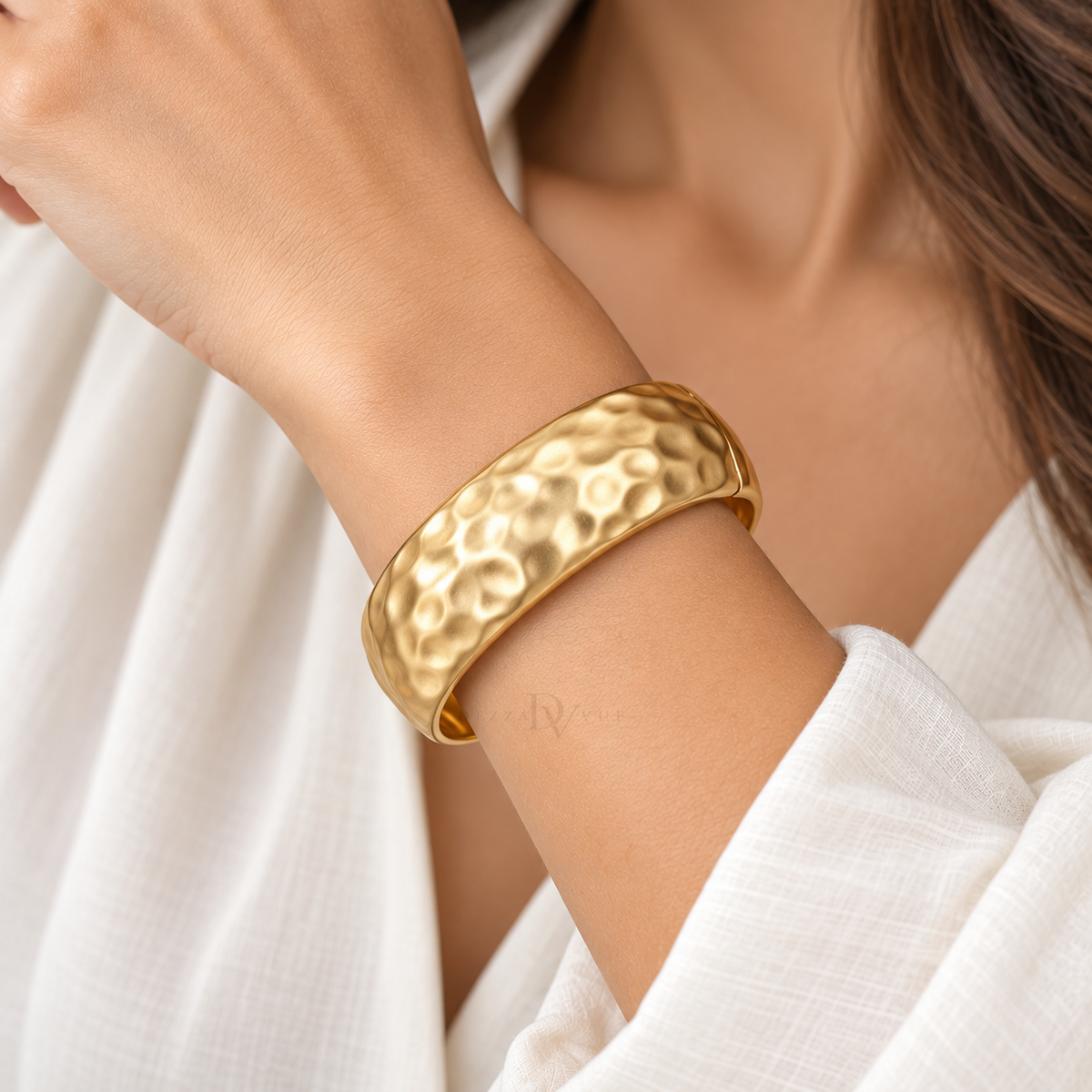 Terra Dome | Hammered Gold-Tone Bangle