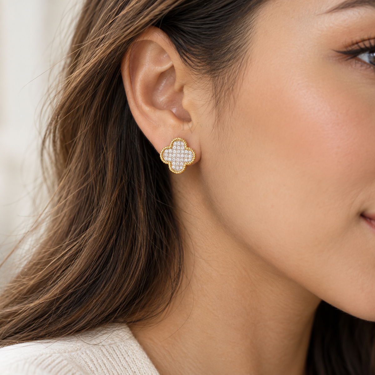 Radiant Clover | Pavé Stud Earrings