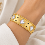 Midnight Clover | Mother-of-Pearl Cuff